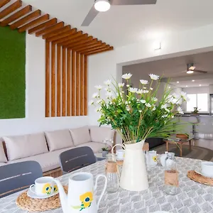 ketan-suite-nadales.1costadelsol.com/