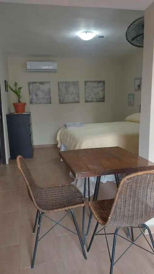 Casa Kamanda, Zona Colonial, Santo Domingo Apartment